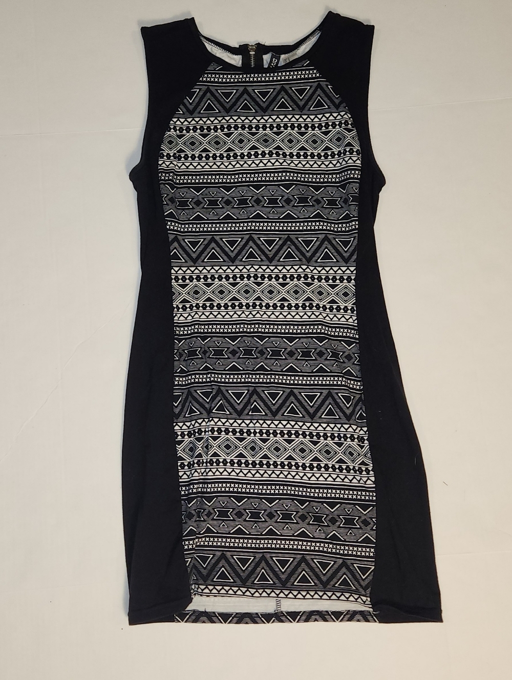VTG Y2K H&M Divided Black White Geometric Tribal Bodycon Mini Dress Medium M EUC